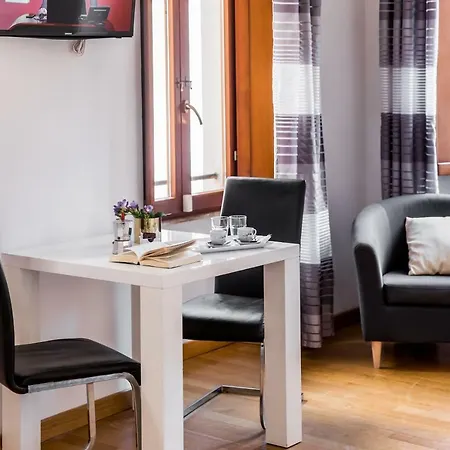 Sant'angelo Apartment *